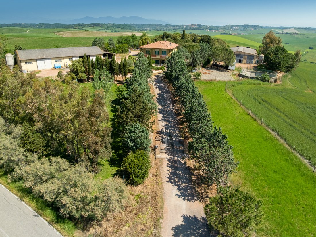 House in Orciano Pisano, Tuscany, Italy 2 - 15782210