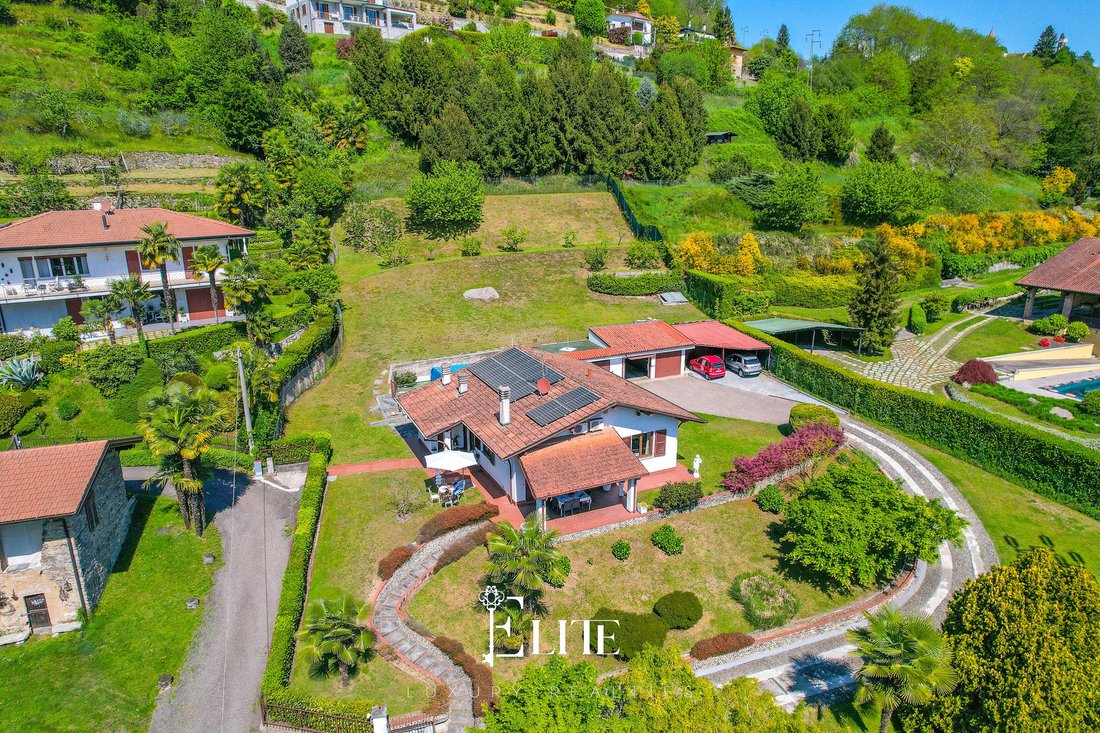 Villa in Arona, Piedmont, Italy 3 - 15782208