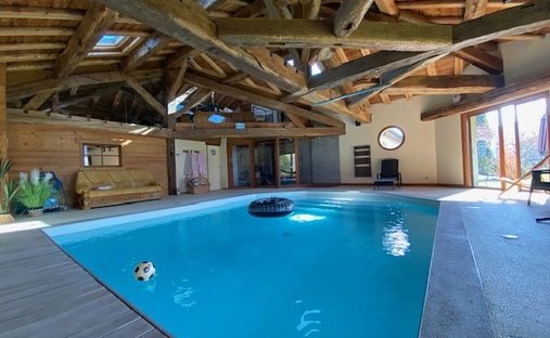 House in Quincie-en-Beaujolais, Auvergne-Rhône-Alpes, France 1