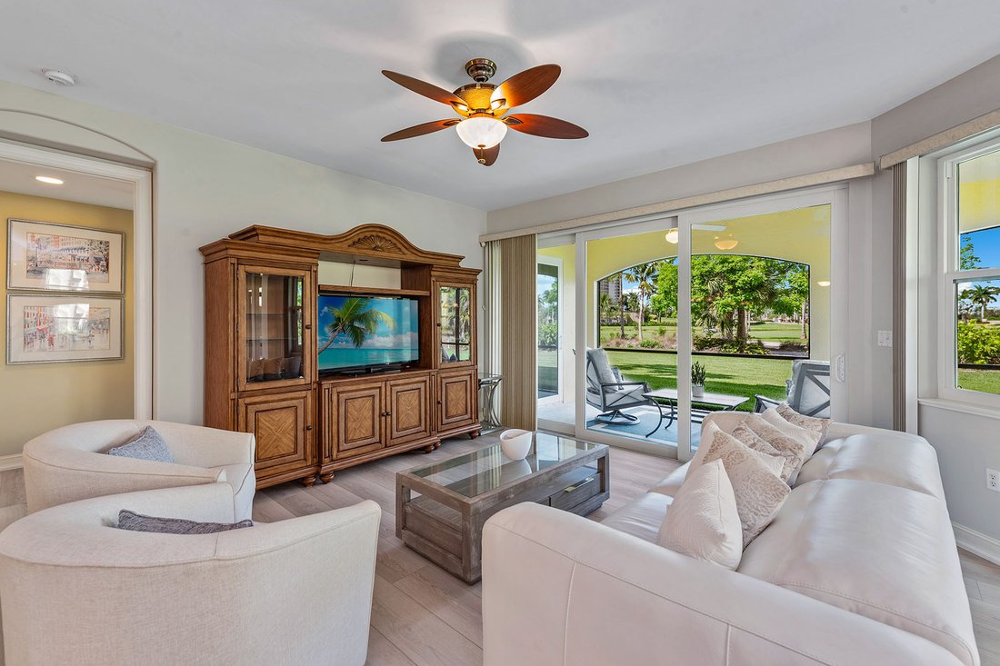 Condo in Naples, Florida, United States 4 - 15782201