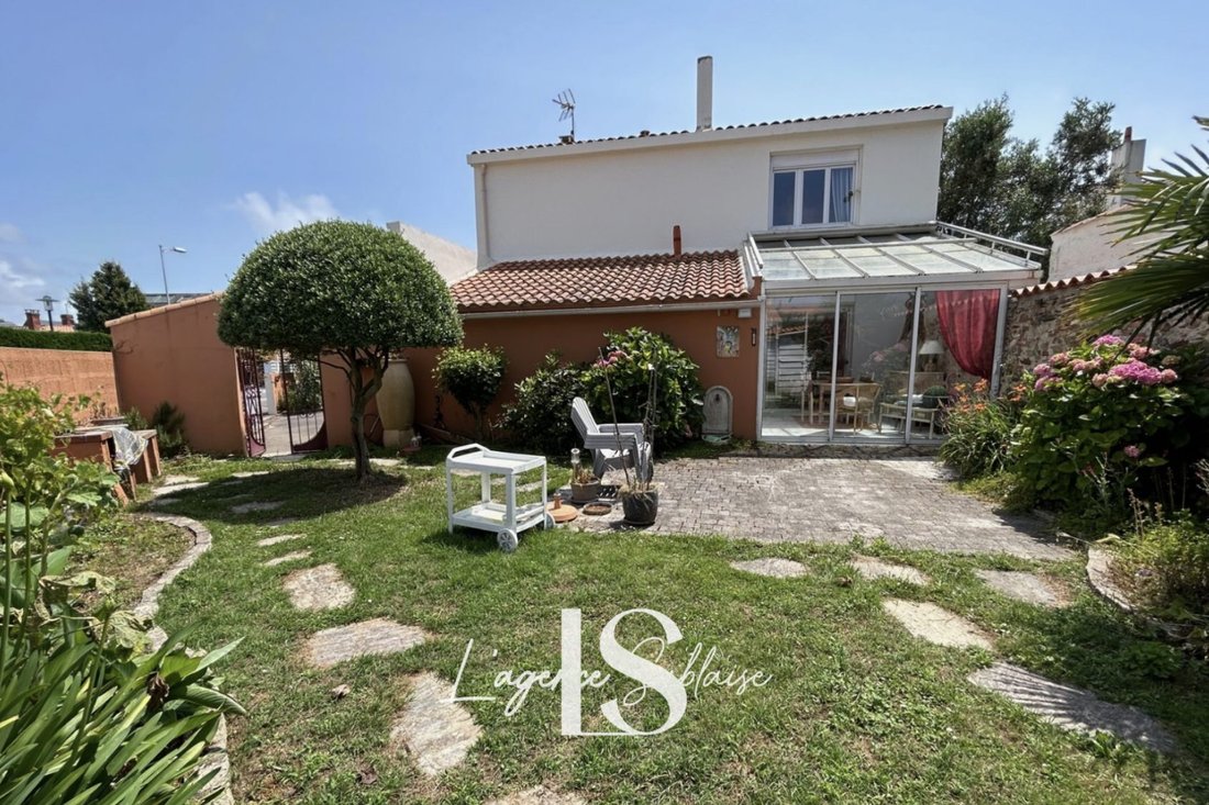 House in Gare-Saint Michel, Les Sables-d'Olonne, France 2 - 15773444