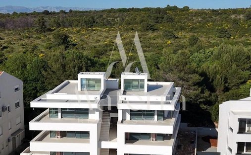 Apartment in Mjesni odbor Puntamika, Zadar, Zadar County 1