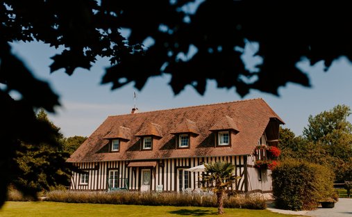 2h From Paris, In The Heart Of The Pays D’auge Area. A Listed 16th /18th Century Chateau Set In Abou