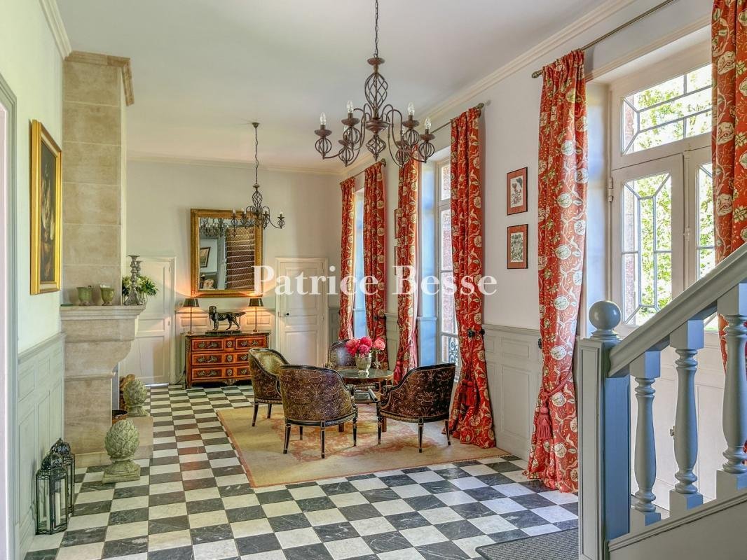 Whispers of the Wild: A Secluded 110-Hectare Hunting Domain in Auvergne’s Golden Heart