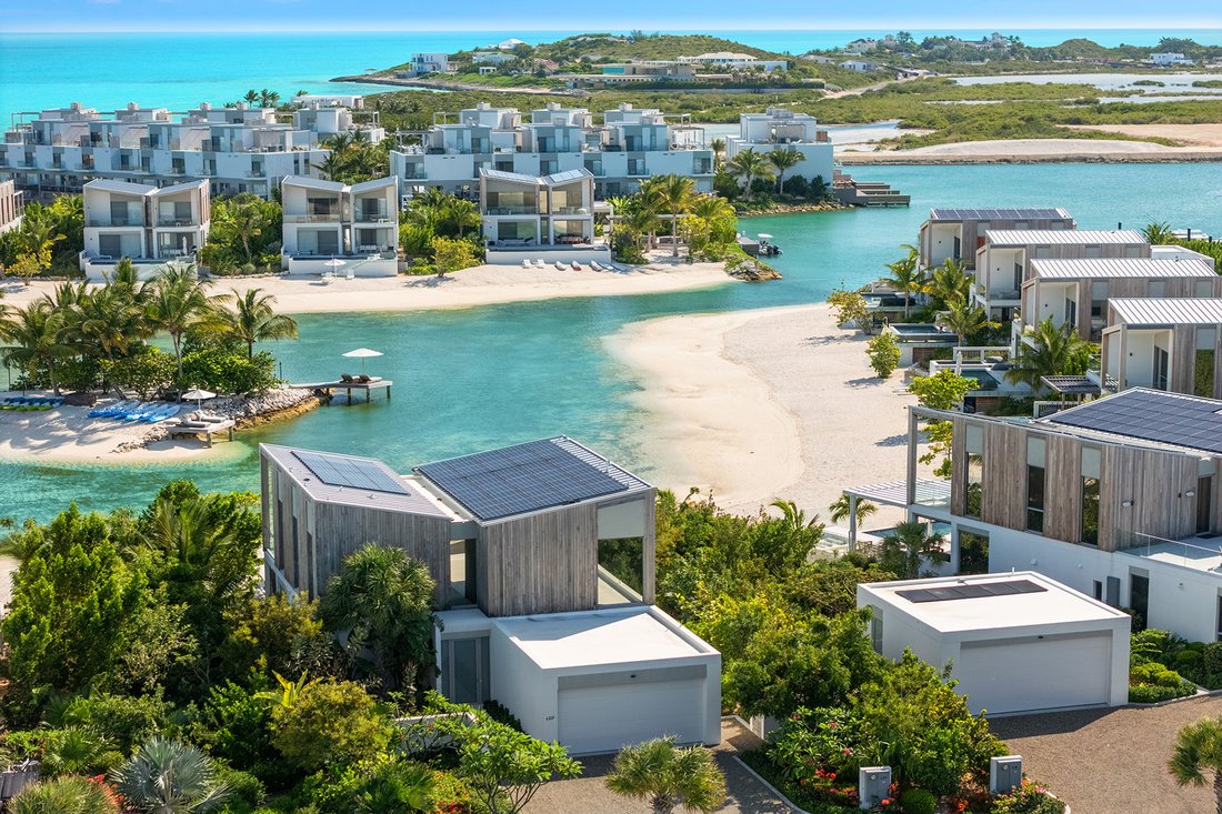 Maison à Long Bay Hills, Caicos Islands, Îles Turks et Caïques 1 - 15784052