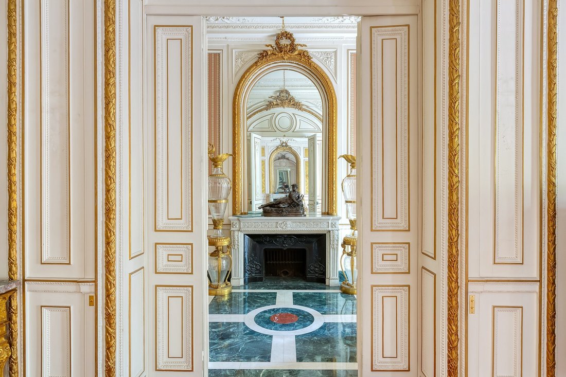 Apartment in Paris, Île-de-France, France 5 - 15785539