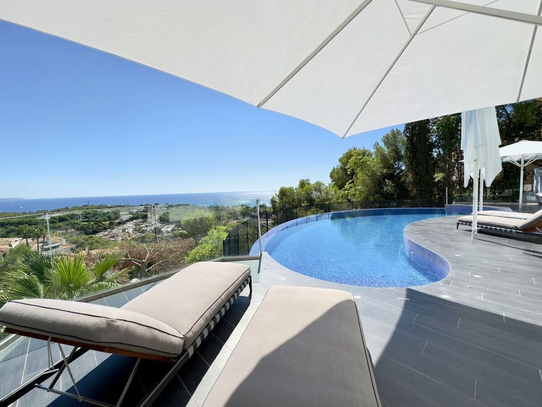 Villa in Portals Nous, Calvia, Balearic Islands 1 - 15783205