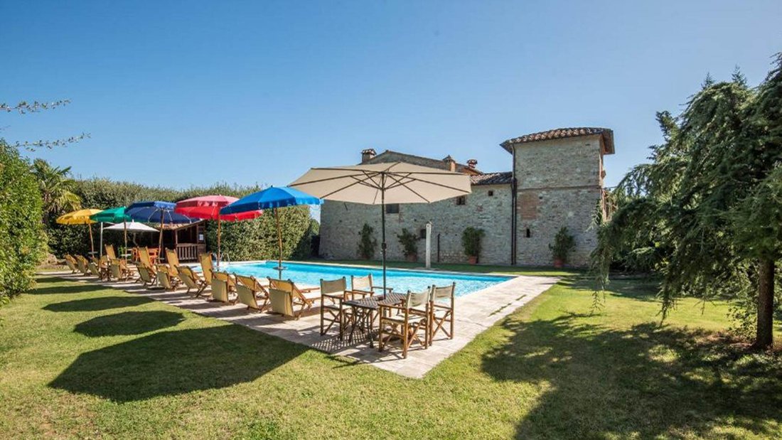 Country House in Rapolano Terme, Tuscany, Italy 2 - 15784970