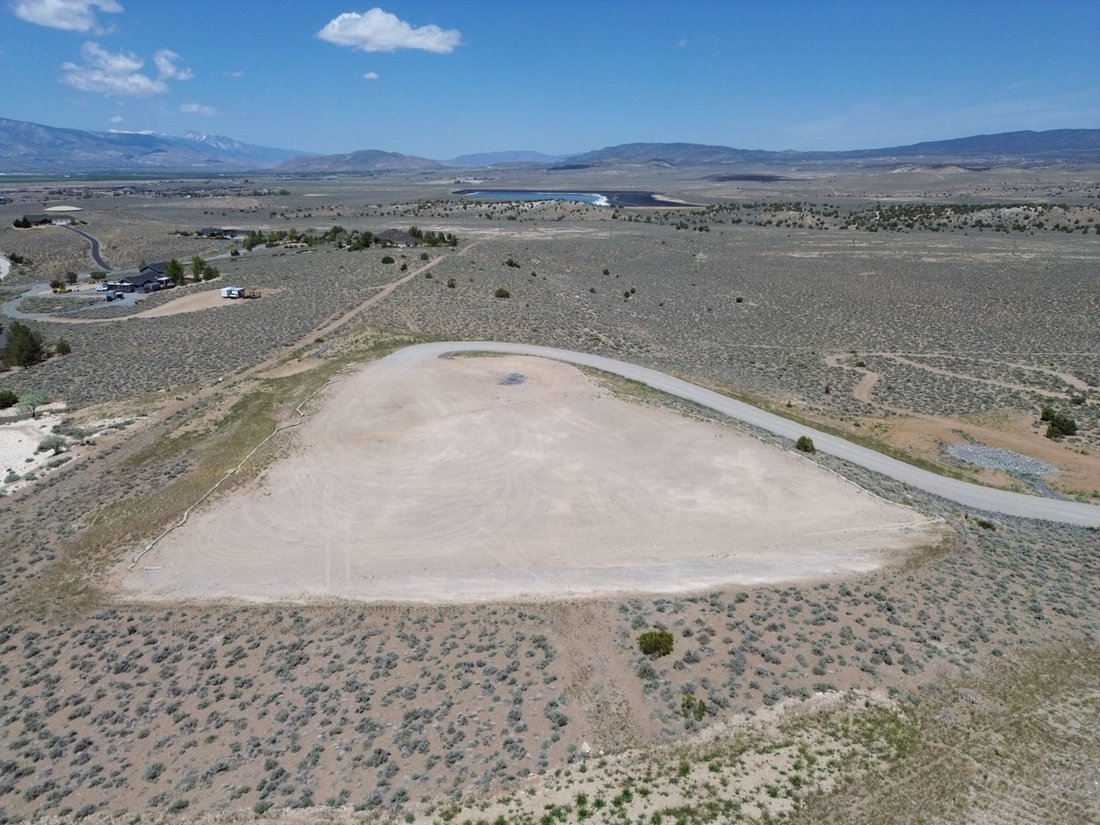 Land in Gardnerville, Nevada, United States 1 - 15787458
