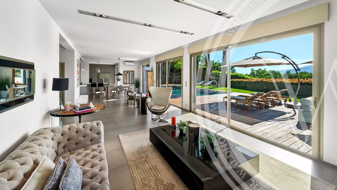 Villa in Cannes, Provence-Alpes-Côte d'Azur, France 5 - 15786376