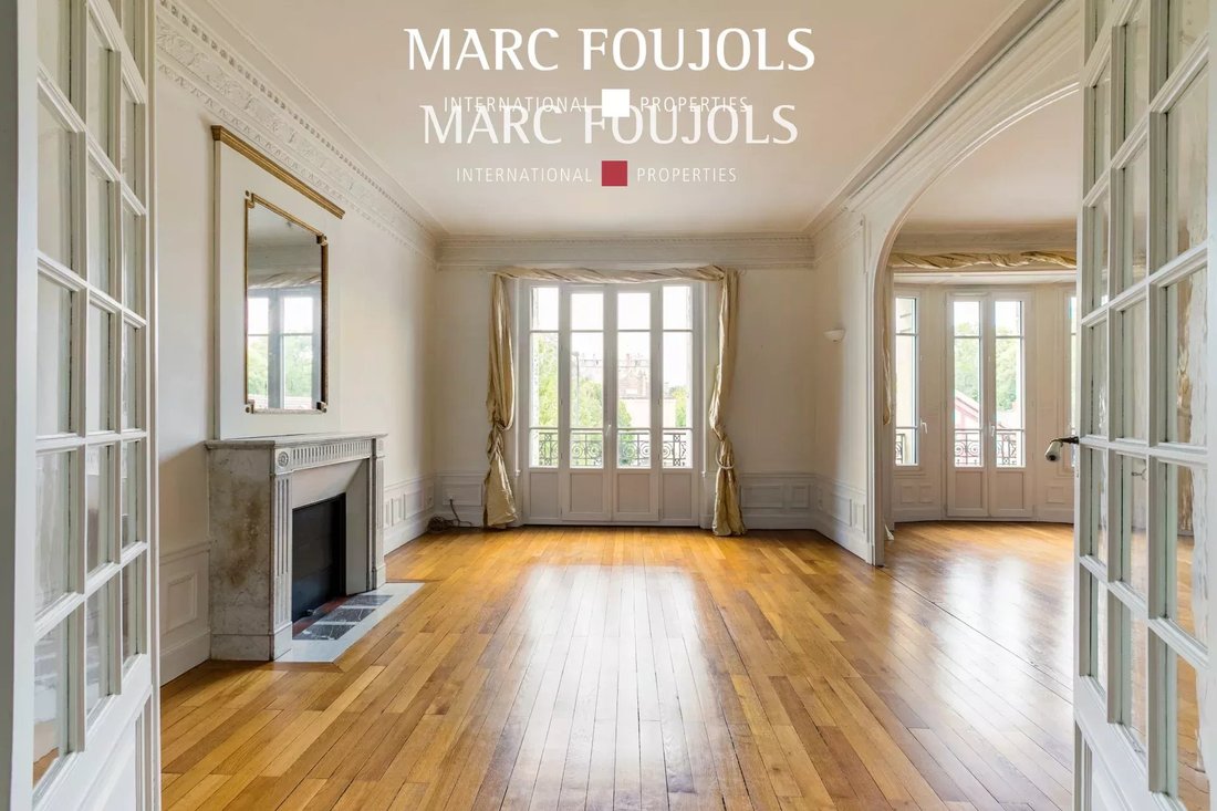 Apartment in Chantilly, Hauts-de-France, France 3 - 15783077