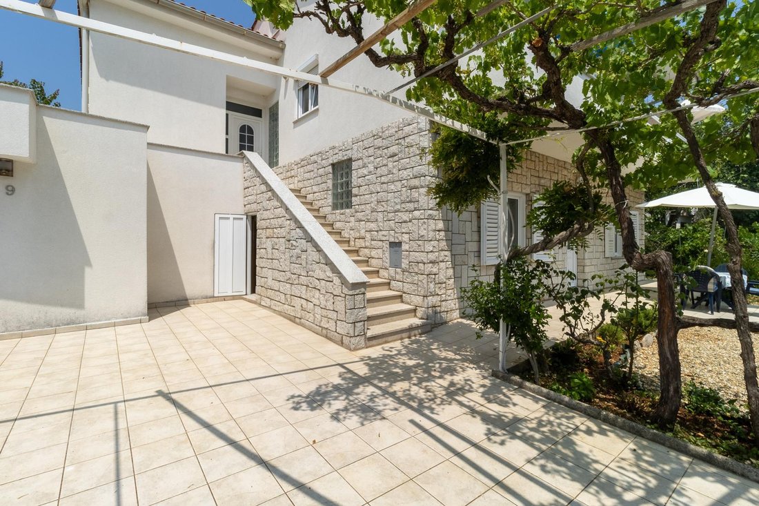 Villa in Krk, Primorje-Gorski Kotar County, Croatia 4 - 15790055