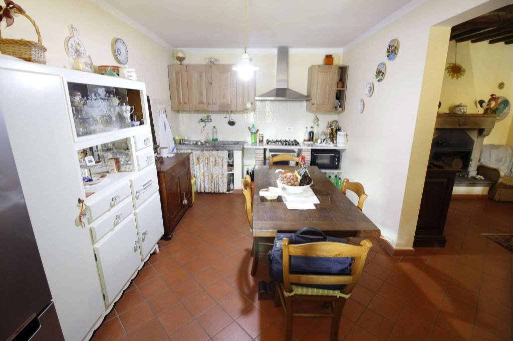 Villa in Centro, Capannori, Tuscany 1 - 15784298