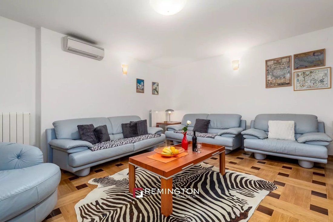 Villa in Grad Opatija, Primorje-Gorski Kotar County, Croatia 3 - 14408479