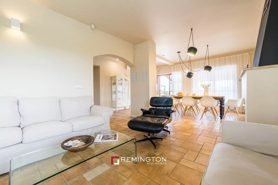 Villa in Gradska cetvrt Varos, Sibenik, Sibenik-Knin County 4 - 14390049