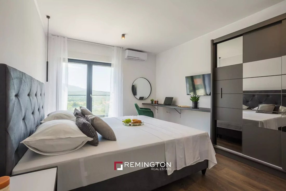 Villa in Sucidar, Split, Split-Dalmatia County 4 - 13294367