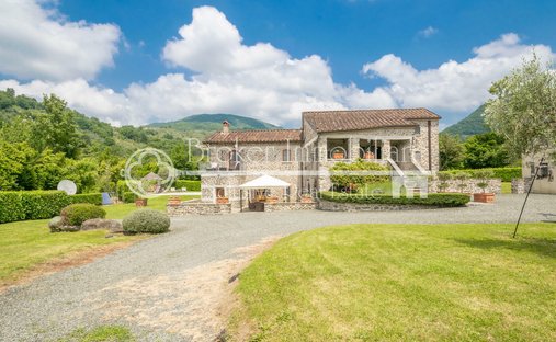 Licci Castle A Private Hidden Tuscan Ancient Castle By Dimore Camisa