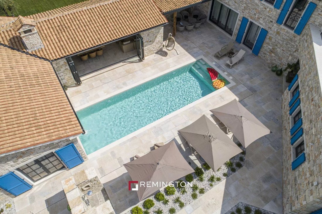 Villa in Rovinj, Istria County, Croatia 2 - 14723145