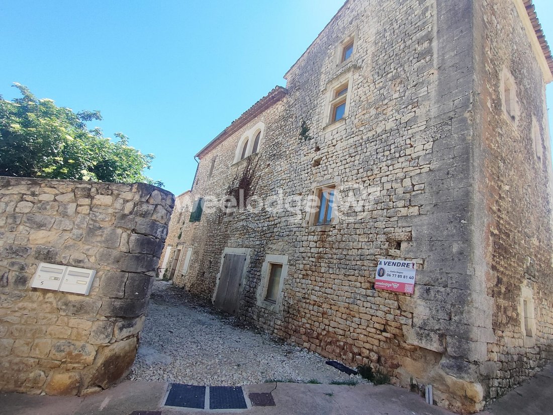 Saint-Christol’s 13th-Century Stone Haven – A Provençal Dream Awakens