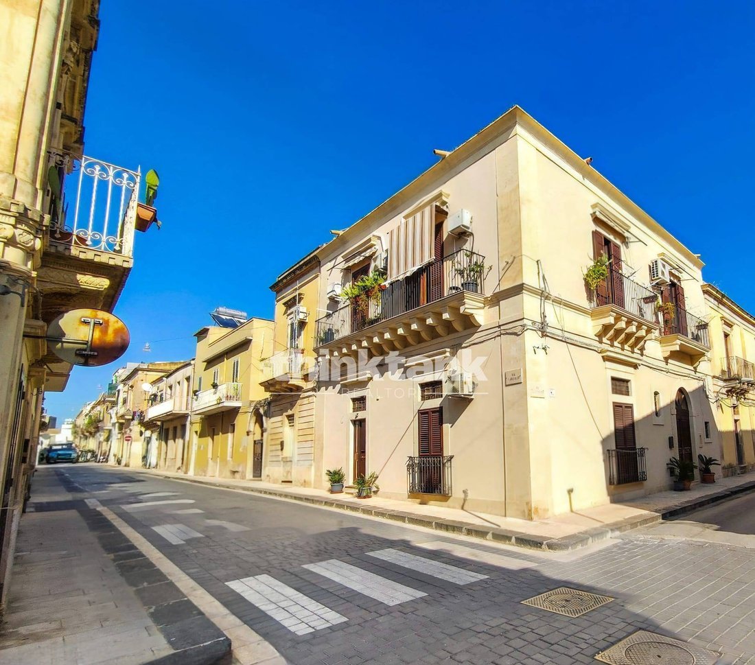 Center, Noto, Sicily 1 - 15790191