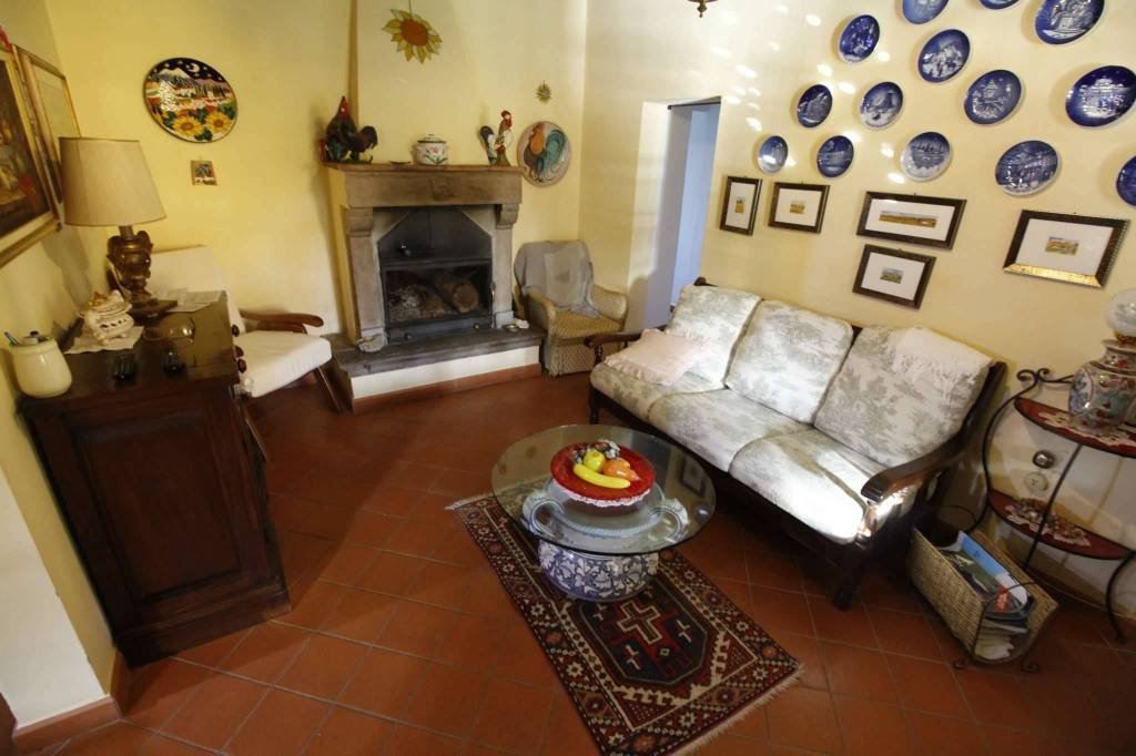 Villa in Centro, Capannori, Tuscany 2 - 15784298