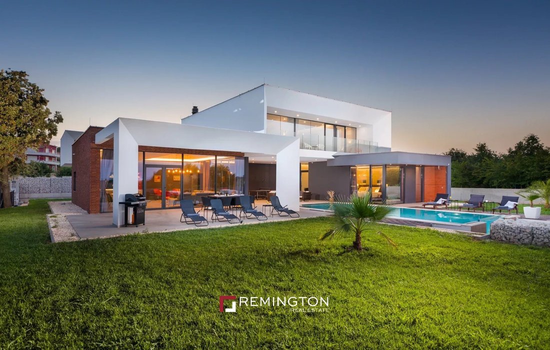 Villa in Mjesni odbor Busoler, Grad Pula, Istria County 2 - 15544704