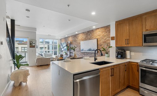 Townhouse in Port Moody, British Columbia, Canada 1