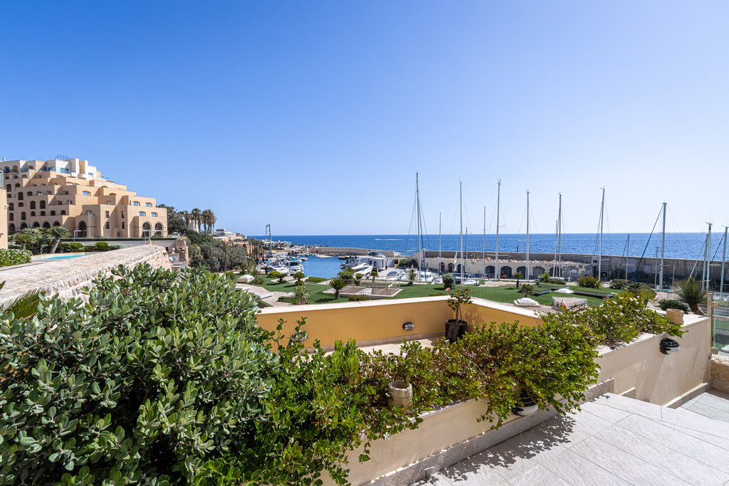 Apartment in Saint Julian's, Malta 4 - 15748990