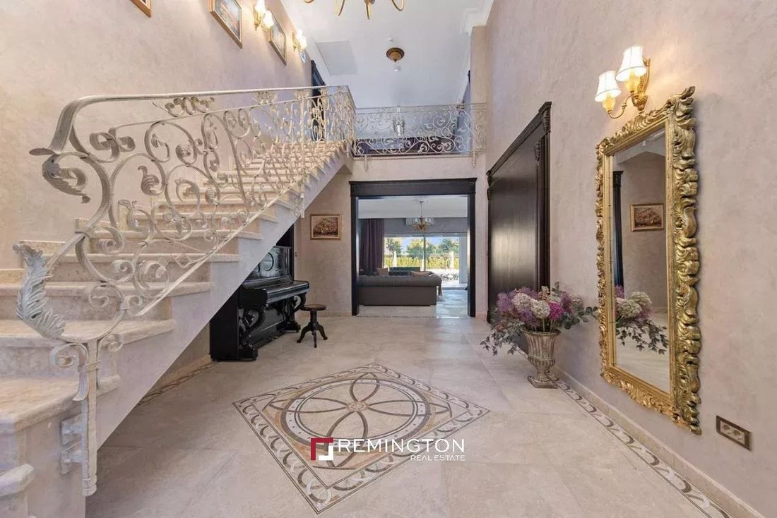 Villa in Gradska cetvrt Varos, Sibenik, Sibenik-Knin County 4 - 13294457