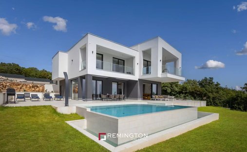 Townhouse in Mjesni odbor Brascine-Pulac, Grad Rijeka, Primorje-Gorski Kotar County 1