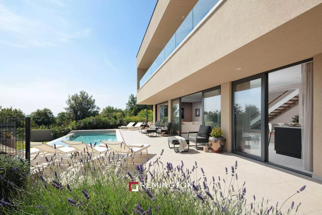 Villa in Labin, Istria County, Croatia 2 - 14393794