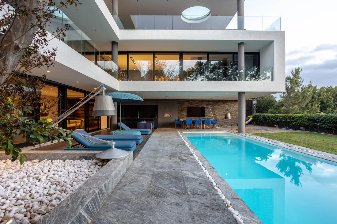 House in Bakoven, Cape Town, South Africa 3 - 15783786