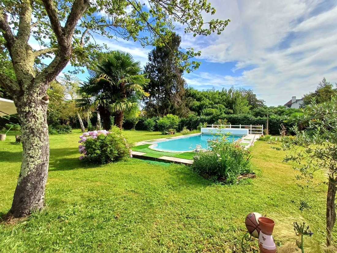House in Nay, Nouvelle-Aquitaine, France 2 - 15785458