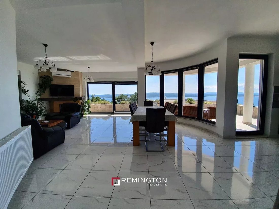 Villa in Grad Crikvenica, Primorje-Gorski Kotar County, Croatia 3 - 14655656