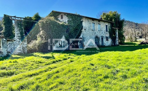 Villa a Montuolo - Fagnano, Lucca, Italia 1