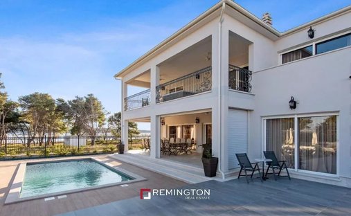 Villa in Gradska cetvrt Varos, Sibenik, Sibenik-Knin County 1