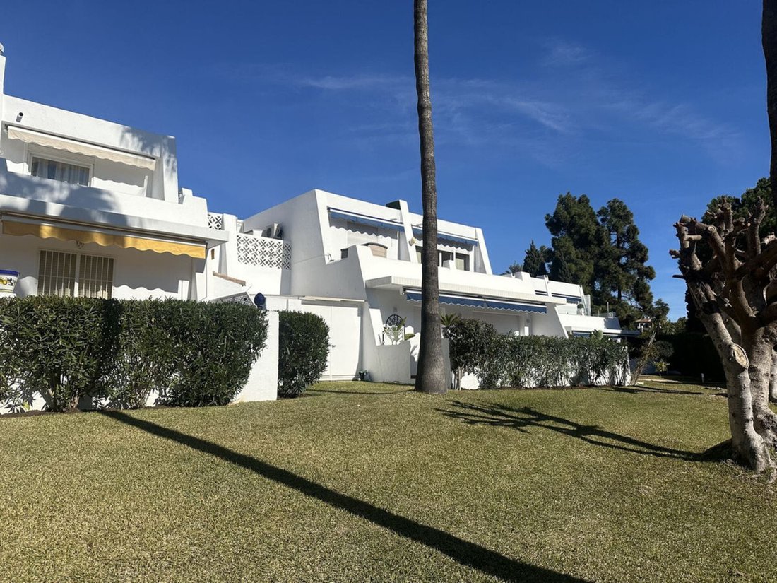 Apartment in Puerto Banus, Marbella, Spain 2 - 15782479