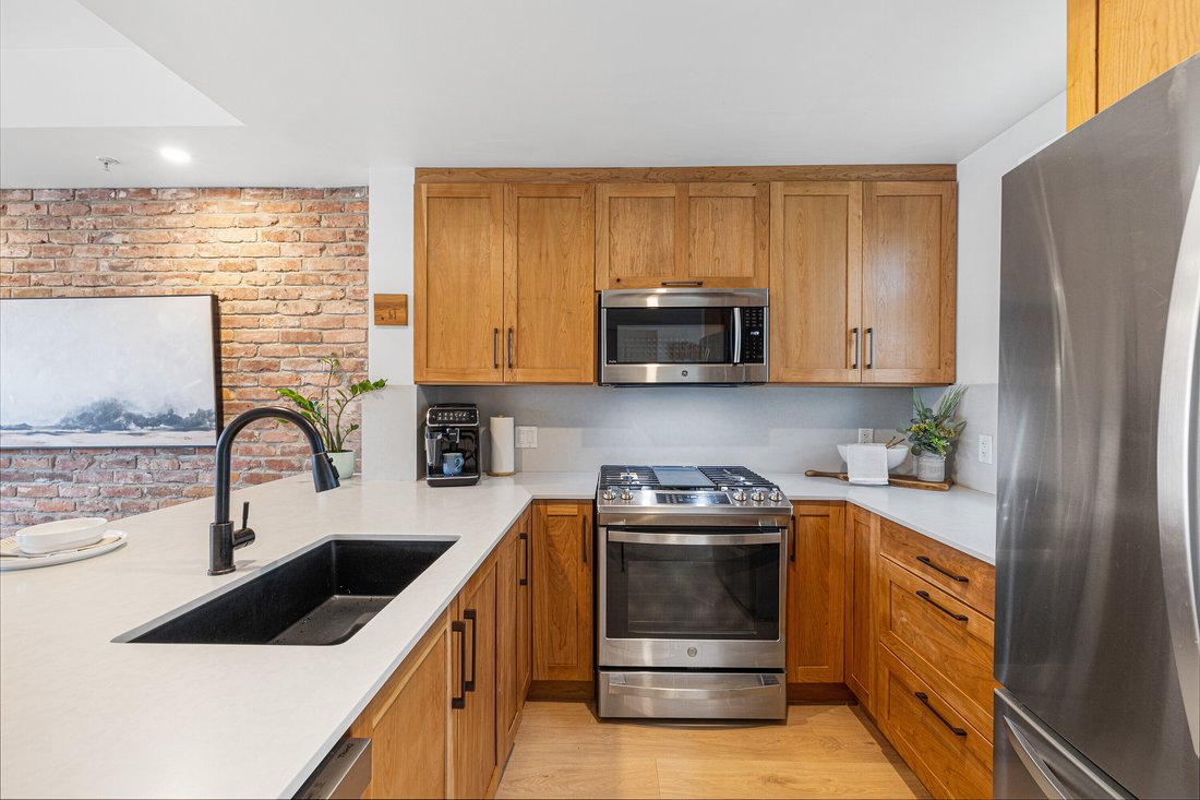Townhouse in Port Moody, British Columbia, Canada 5 - 15787389