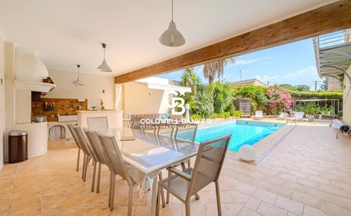 Townhouse in Lunel-Viel, Occitania, France 1