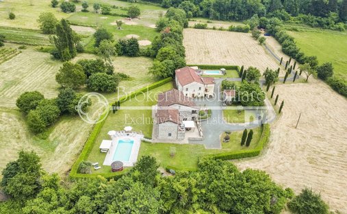 Licci Castle A Private Hidden Tuscan Ancient Castle By Dimore Camisa