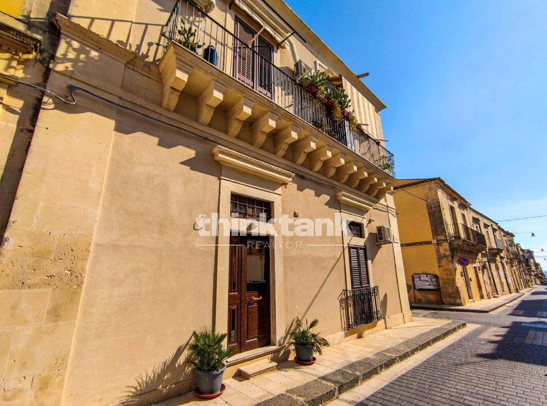 Center, Noto, Sicily 2 - 15790191