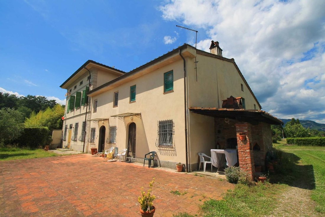 Farm Ranch in Porcari, Tuscany, Italy 2 - 15788165