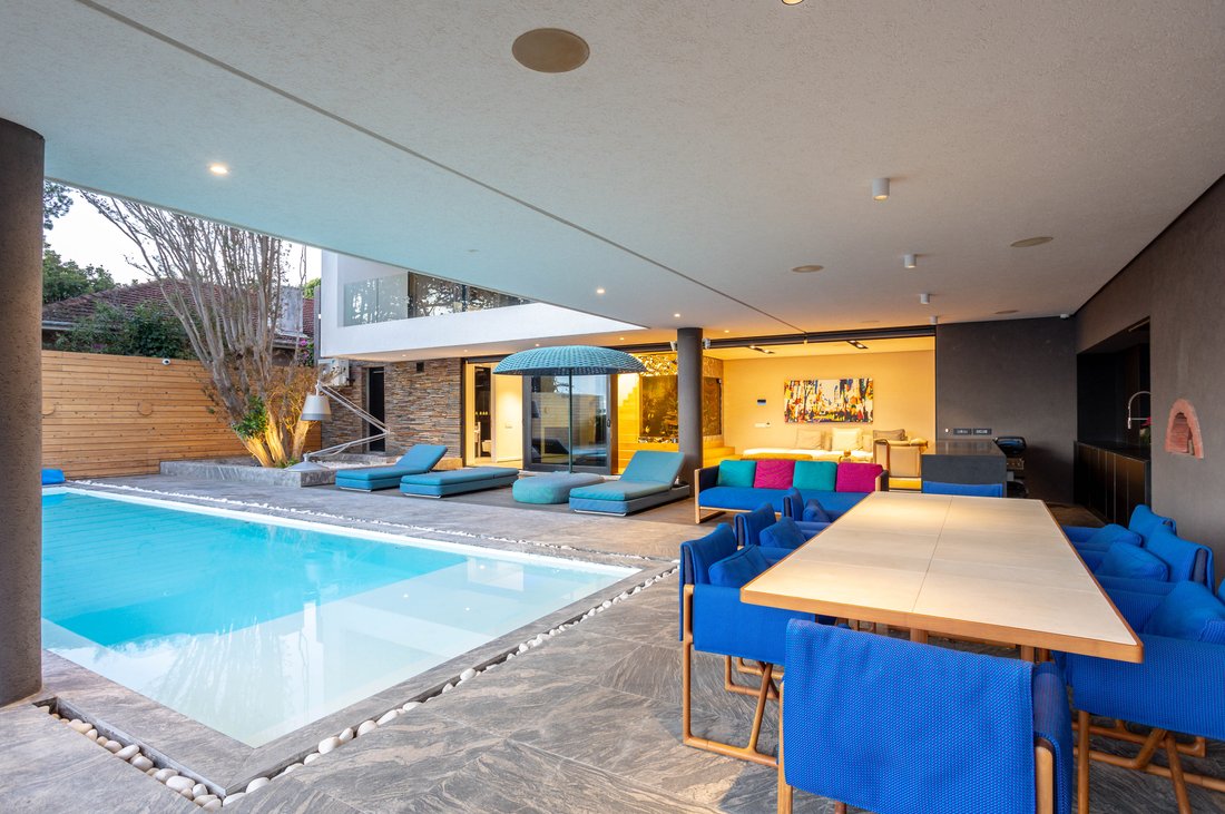 House in Bakoven, Cape Town, South Africa 4 - 15783786