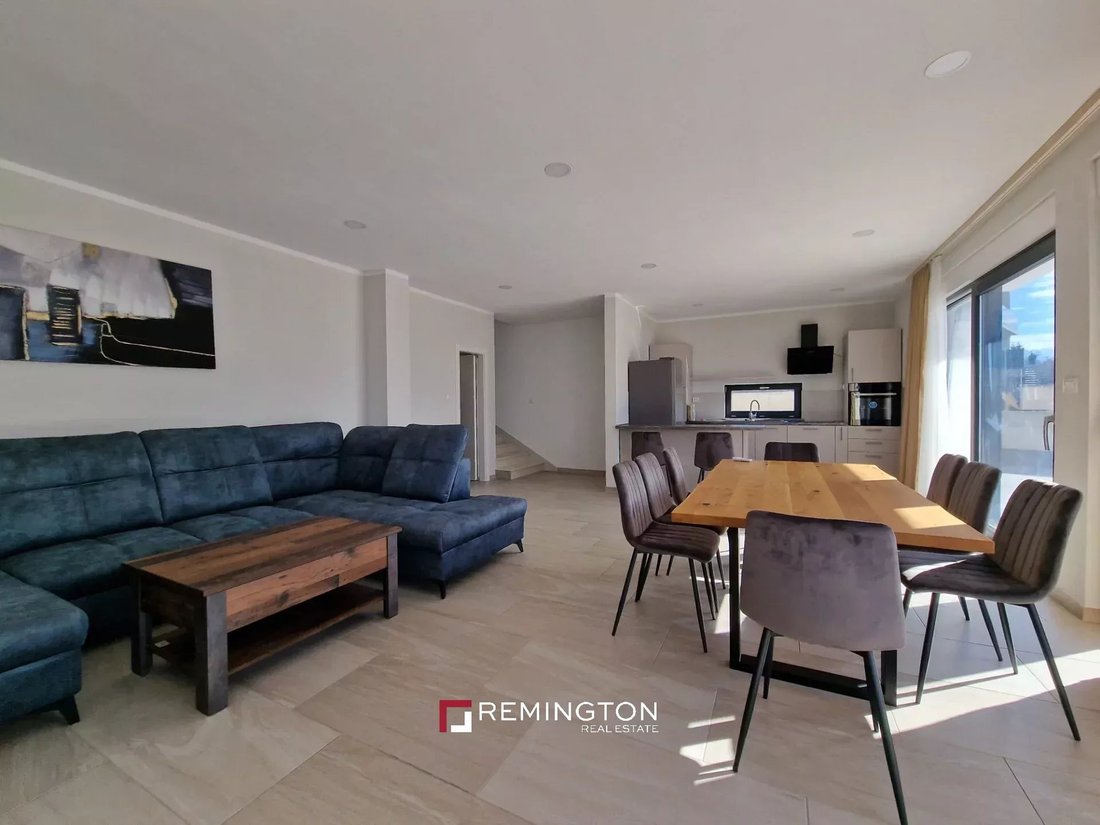 Villa in Grad Crikvenica, Primorje-Gorski Kotar County, Croatia 3 - 14655748