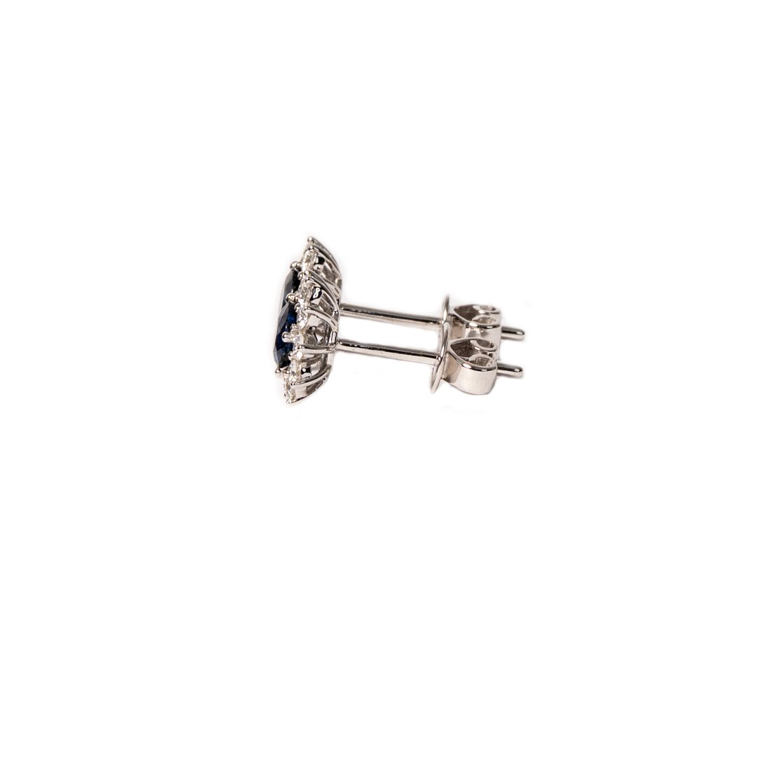 Earring in Tavistock, England, United Kingdom 3 - 15374447