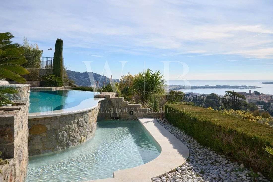 Villa in Cannes, Provence-Alpes-Côte d'Azur, France 4 - 15789513