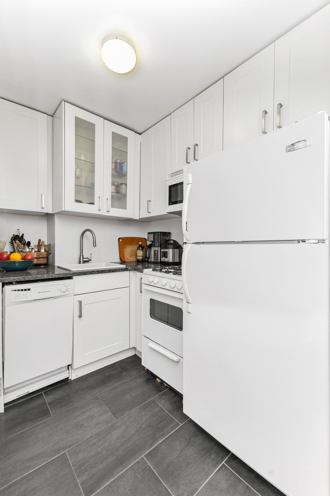 Co Op in New York, New York, United States 3 - 15787384