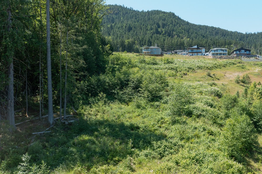 Land in Ladysmith, British Columbia, Canada 1 - 15790250