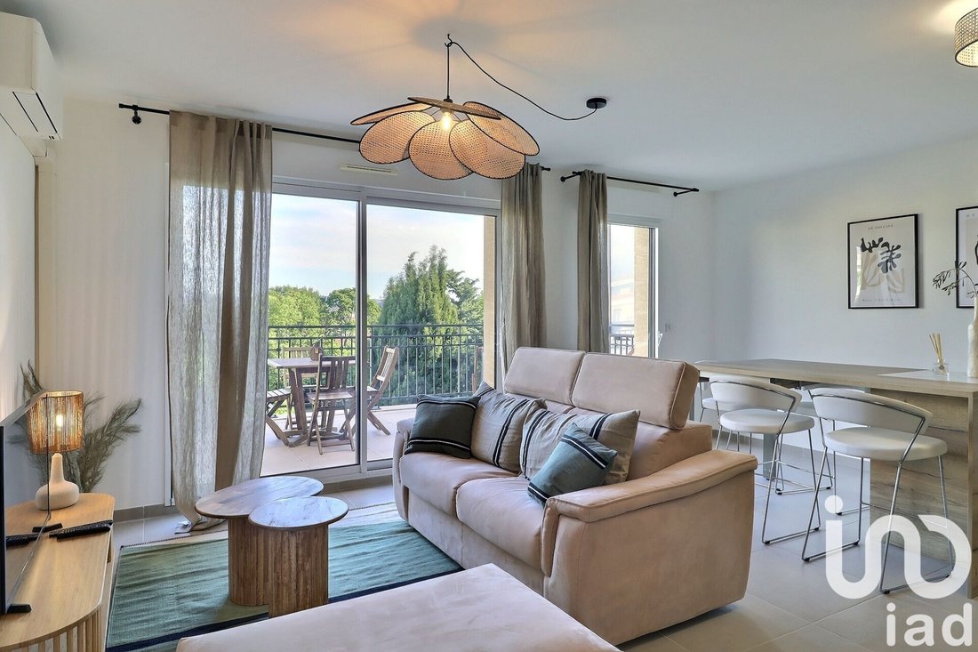 Apartment in Mazenod-Bellevue-Saint Donat-Banon, Aix-en-Provence, France 1 - 15790302