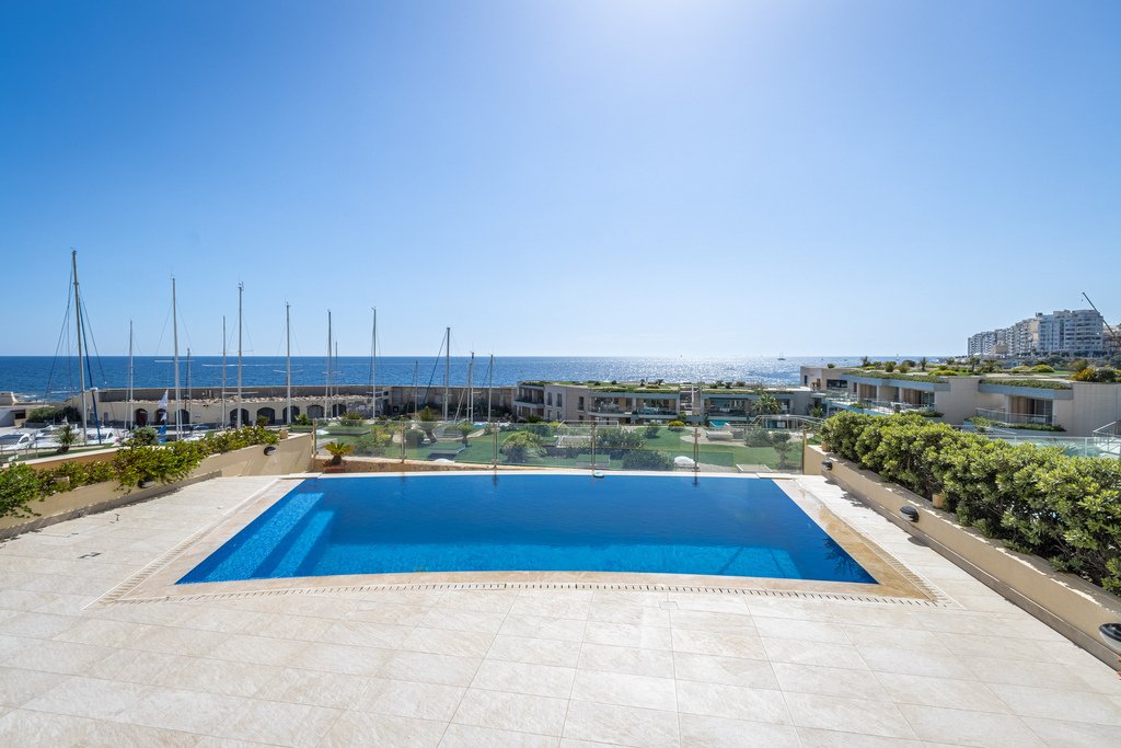 Apartment in Saint Julian's, Malta 5 - 15748990